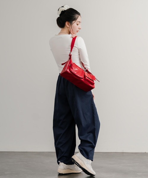 Rocky Monroe(ロッキーモンロー)の「コクーンシルエットイージーランタンパンツ/ワイドテーパードパンツ(その他パンツ・レディース・ブラック/ブラウン/ネイビー/アイボリー/カーキ/グレー・L/M)」の10枚目の写真