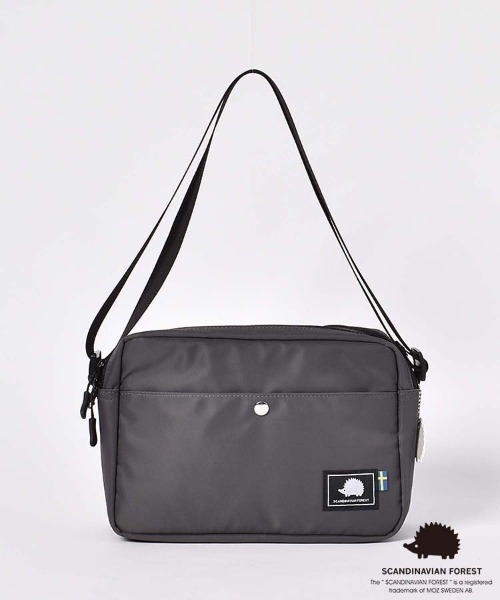 SCANDINAVIAN FOREST（スカンジナビアン・フォレスト）の「スカンジナビアダブルファスナーショルダー（ショルダーバッグ・レディース・ブラック/ピンクベージュ/チャコール・FREE）」の19枚目の写真