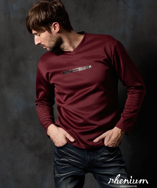 HIDEAWAYS NICOLE(ハイダウェイニコル)の「【WEB限定】メタルジェルプリントVネックプルオーバー(Tシャツ/カットソー・メンズ・ブラック/オフホワイト/チャコールグレー/ボルドー・MEDIUM/LARGE/X-LARGE)」の4枚目の写真