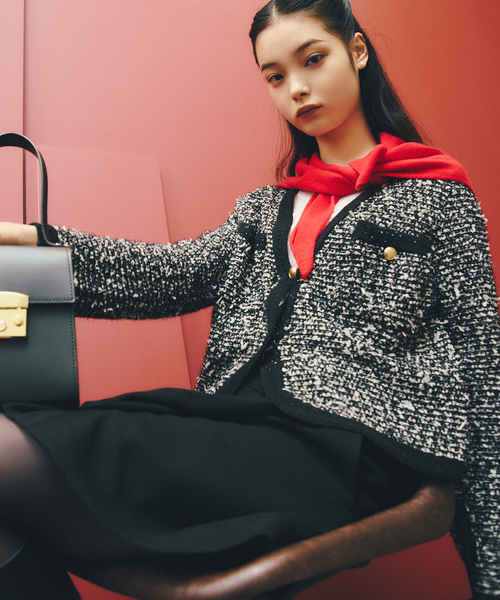 La TOTALITE（ラトータリテ）の「Vネックツイードカーディガン（カーディガン/ボレロ・レディース・ブラック/ネイビー/アイボリー・FREE）」の4枚目の写真