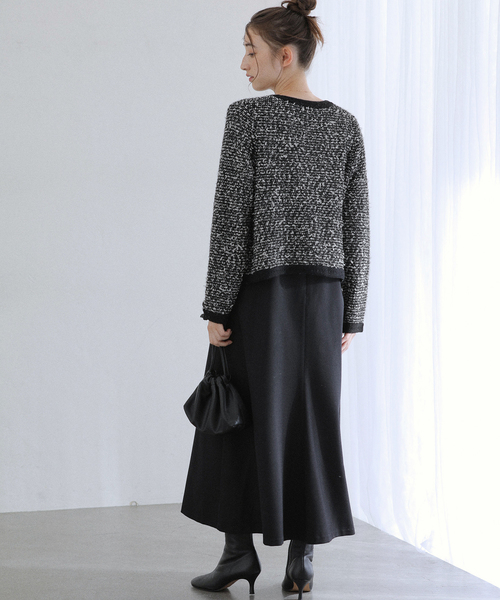 La TOTALITE（ラトータリテ）の「Vネックツイードカーディガン（カーディガン/ボレロ・レディース・ブラック/ネイビー/アイボリー・FREE）」の9枚目の写真