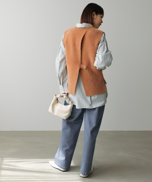 Bou Jeloud（ブージュルード）の「ダブルフェイスフェザースリットベスト（ベスト・レディース・チャコールグレー/ブラウン/グレイッシュベージュ・38）」の12枚目の写真