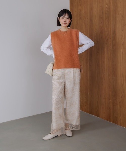 Bou Jeloud（ブージュルード）の「ダブルフェイスフェザースリットベスト（ベスト・レディース・チャコールグレー/ブラウン/グレイッシュベージュ・38）」の21枚目の写真