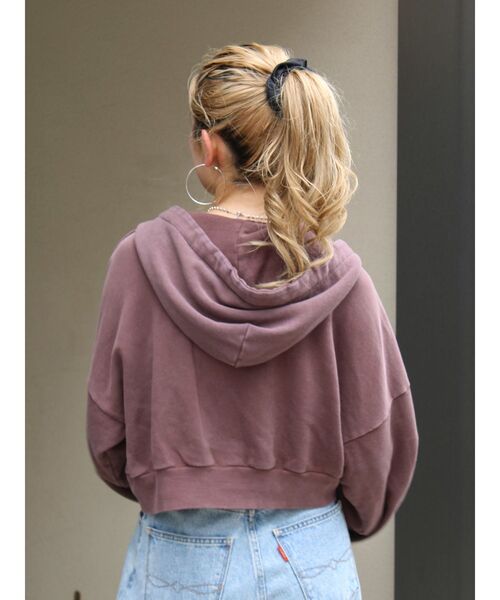 Ungrid（アングリッド）の「ダブルジップヴィンテージショートパーカー（パーカー・レディース・ブラウン/チャコールグレー/アイボリー・FREE）」の15枚目の写真