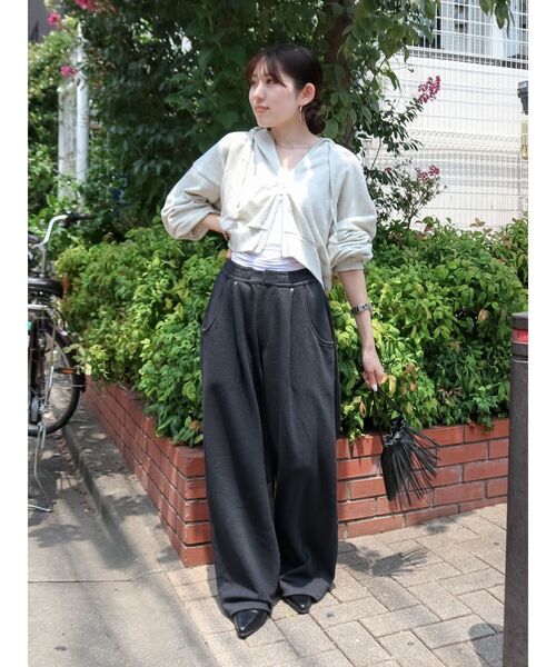 Ungrid（アングリッド）の「ダブルジップヴィンテージショートパーカー（パーカー・レディース・ブラウン/チャコールグレー/アイボリー・FREE）」の9枚目の写真