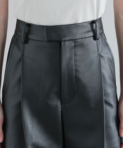 RAGEBLUE(レイジブルー)の「タックハーフパンツ/セットアップ対応(スラックス・レディース・グレー系/ブラック系/ブラウン系・FREE)」の18枚目の写真