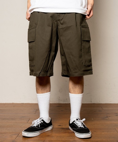 Subciety(サブサエティ)の「Stretch twill cargo shorts(カーゴパンツ・メンズ・ブラック/カーキ/ブラウン・マルチサイズ)」の3枚目の写真