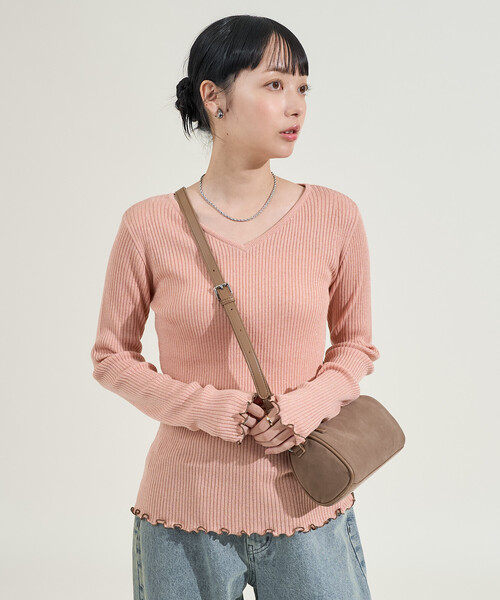 FREAK'S STORE(フリークスストア)の「ウォッシャブル ラメ Vネックニット(ニット/セーター・レディース・ブラック/サックスブルー/ライトグレー/ピンク・フリ-)」の4枚目の写真