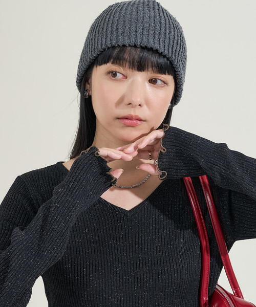 FREAK'S STORE(フリークスストア)の「ウォッシャブル ラメ Vネックニット(ニット/セーター・レディース・ブラック/サックスブルー/ライトグレー/ピンク・フリ-)」の2枚目の写真