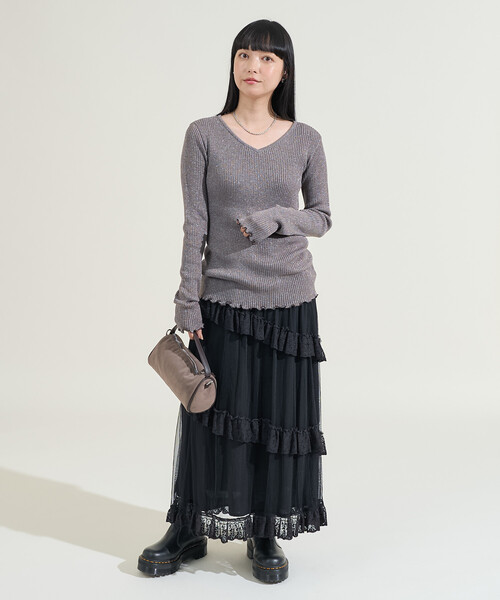 FREAK'S STORE(フリークスストア)の「ウォッシャブル ラメ Vネックニット(ニット/セーター・レディース・ブラック/サックスブルー/ライトグレー/ピンク・フリ-)」の7枚目の写真