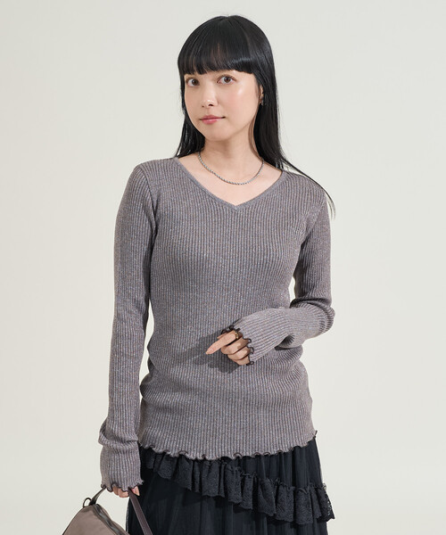 FREAK'S STORE(フリークスストア)の「ウォッシャブル ラメ Vネックニット(ニット/セーター・レディース・ブラック/サックスブルー/ライトグレー/ピンク・フリ-)」の13枚目の写真