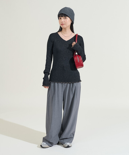 FREAK'S STORE(フリークスストア)の「ウォッシャブル ラメ Vネックニット(ニット/セーター・レディース・ブラック/サックスブルー/ライトグレー/ピンク・フリ-)」の20枚目の写真