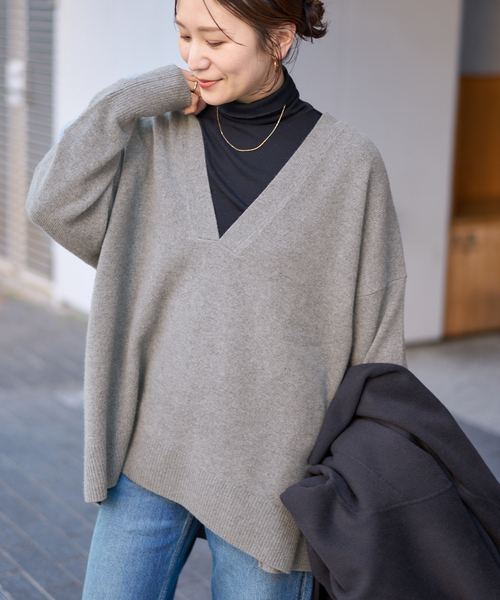 JOURNAL STANDARD（ジャーナルスタンダード）の「《追加2》MUSIC DEEP V ルーズプルオーバー（ニット/セーター・レディース・アーミー/ブラック/ベージュ/ピンク/ライトグレー・FREE）」の10枚目の写真