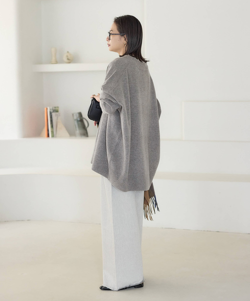 JOURNAL STANDARD（ジャーナルスタンダード）の「《追加2》MUSIC DEEP V ルーズプルオーバー（ニット/セーター・レディース・アーミー/ブラック/ベージュ/ピンク/ライトグレー・FREE）」の14枚目の写真