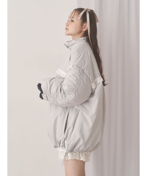merry jenny（メリージェニー）の「ribbonフリルパデットジャケット（ダウンジャケット/コート・レディース・ピンク/アイボリー/ライトブルー・FREE）」の10枚目の写真