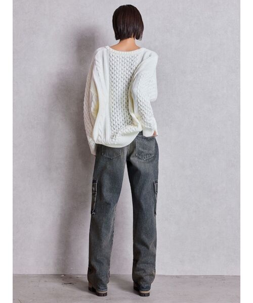 GYDA（ジェイダ）の「GGサガラ刺繍ケーブルニットトップス（ニット/セーター・レディース・ピンク/グレー/オフホワイト/ブラック・FREE）」の7枚目の写真