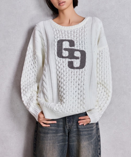 GYDA（ジェイダ）の「GGサガラ刺繍ケーブルニットトップス（ニット/セーター・レディース・ピンク/グレー/オフホワイト/ブラック・FREE）」の2枚目の写真