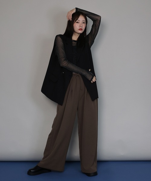 J by blue(ジェイバイブルー)の「タックワイドイージーパンツ(その他パンツ・レディース・ブラック/モカ/ベージュ/ブラウン・MEDIUM)」の11枚目の写真
