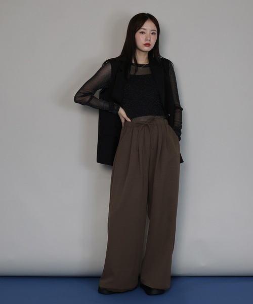 J by blue(ジェイバイブルー)の「タックワイドイージーパンツ(その他パンツ・レディース・ブラック/モカ/ベージュ/ブラウン・MEDIUM)」の18枚目の写真