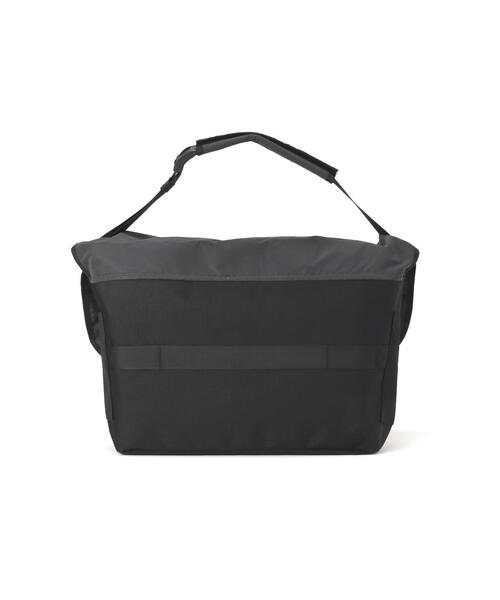 PACKING(パッキング)の「PACKING/パッキング BLACK REFLECTIVE MESSENGER(メッセンジャーバッグ・メンズ・ブラック・F)」の22枚目の写真