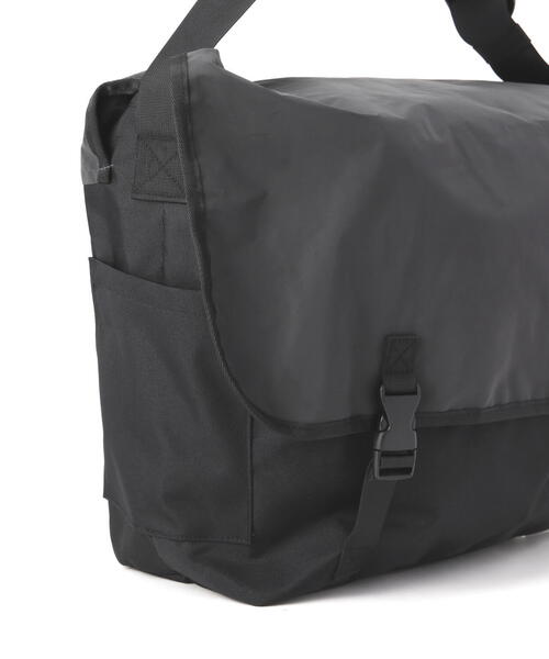 PACKING(パッキング)の「PACKING/パッキング BLACK REFLECTIVE MESSENGER(メッセンジャーバッグ・メンズ・ブラック・F)」の18枚目の写真
