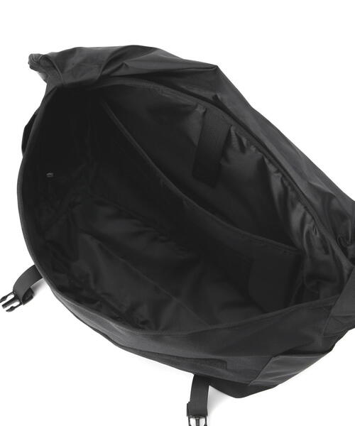 PACKING(パッキング)の「PACKING/パッキング BLACK REFLECTIVE MESSENGER(メッセンジャーバッグ・メンズ・ブラック・F)」の15枚目の写真