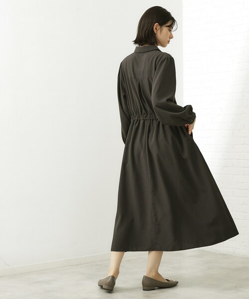 THE SHOP TK （ザ ショップ ティーケー ）の「【春まで着られる】フィット＆フレア長袖ワンピース（ワンピース・レディース・スミクロ/ブルー・14/13/12）」の9枚目の写真