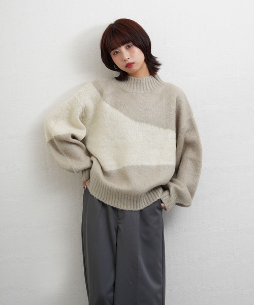 Chillfar(チルファー)の「ニュアンスモックネックニット(ニット/セーター・レディース・ダークグレー/グレー/グレー系その他・FREE)」の15枚目の写真