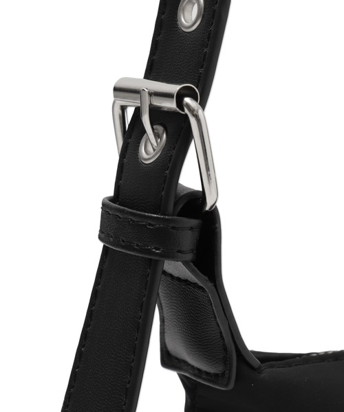 Figments(フィグメンツ)の「アイレットベルトミニハンドルBAG(ショルダーバッグ・レディース・ブラック・FREE)」の5枚目の写真