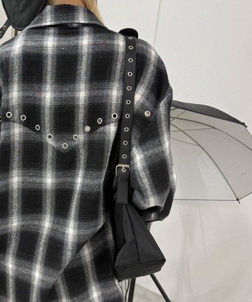 Figments(フィグメンツ)の「アイレットベルトミニハンドルBAG(ショルダーバッグ・レディース・ブラック・FREE)」の8枚目の写真