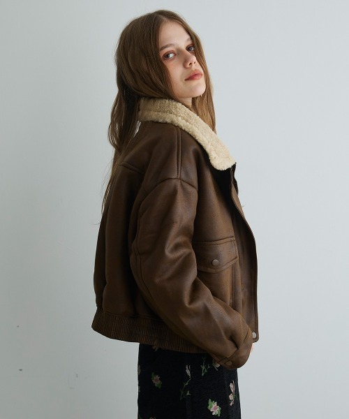 オーバーサイズムートンライクジャケット