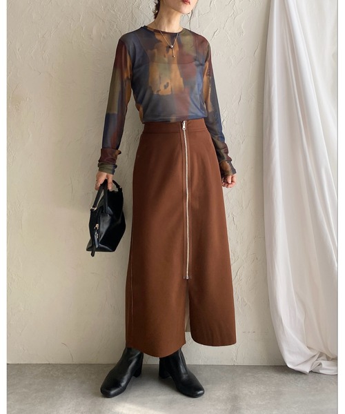 She's Closet(シーズクローゼット)の「配色バイカラー ロング丈 タイト フロントジップスカート(スカート・レディース・ブラック/ネイビー/ブラウン・FREE)」の5枚目の写真