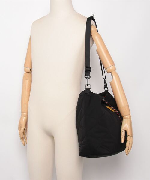 KiU（キウ）の「キウ KiU PADDED DRAWSTRING TOTEBAG_（トートバッグ・メンズ・その他・ONE SIZE）」の4枚目の写真