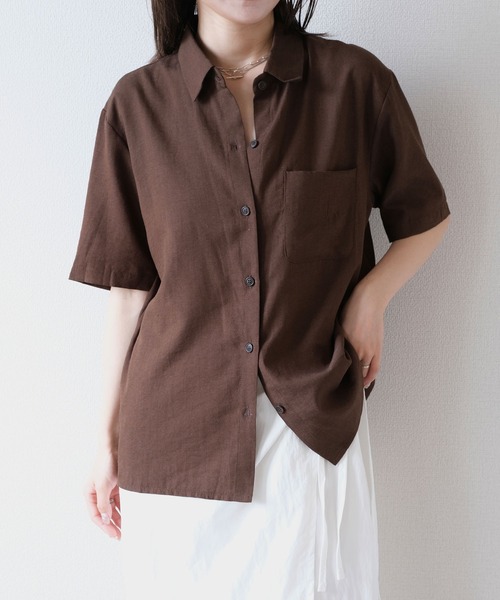 Reurie'（レウリィ）の「コットンブレンドレギュラーシャツ / 半袖 襟付き シンプル カジュアル ベーシック（シャツ/ブラウス・レディース・ベージュ/ブラウン・FREE）」の10枚目の写真