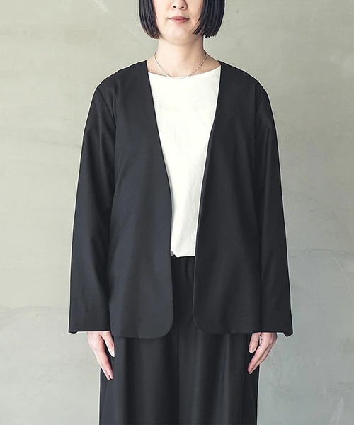 SOLAMONAT LARME(ソラモナラーム)の「ノーカラージャケット(ノーカラージャケット・レディース・ブラック/ベージュ/チャコール/グレー/ブラウン・38)」の15枚目の写真