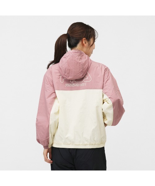 FILA（フィラ）の「【別注】フィラ FILA レディース裏トリコット起毛ウィンドジャケット 限定コラボ（ナイロンジャケット・レディース・スモークピンク/ダークグリーン/ネイビー・S/M/L/XL）」の12枚目の写真