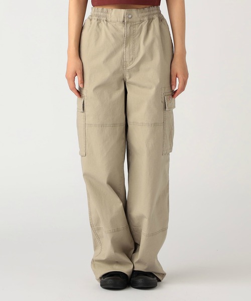 Dickies(ディッキーズ)の「カーゴパンツ(その他パンツ・レディース・ベージュ・26/27/28/29)」の4枚目の写真