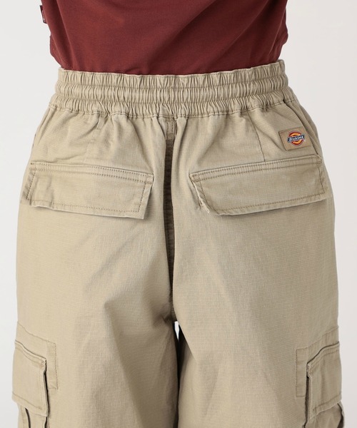 Dickies(ディッキーズ)の「カーゴパンツ(その他パンツ・レディース・ベージュ・26/27/28/29)」の9枚目の写真