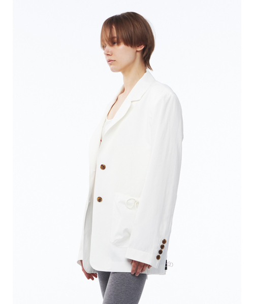 Kijun(キジュン)の「Shirring Pocket Blazer Off-White(テーラードジャケット・レディース・その他・MEDIUM/LARGE/SMALL)」の2枚目の写真