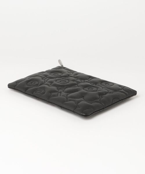 marimekko（マリメッコ）の「Unikko / Pouch Bag（クラッチバッグ・レディース・ブラック・FREE）」の4枚目の写真