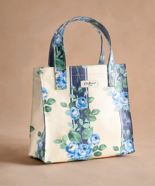Cath Kidston(キャスキッドソン)の「スモール ブックバッグ Garden Stripe(トートバッグ・レディース・ホワイト×ブルー・FREE)」の1枚目の写真