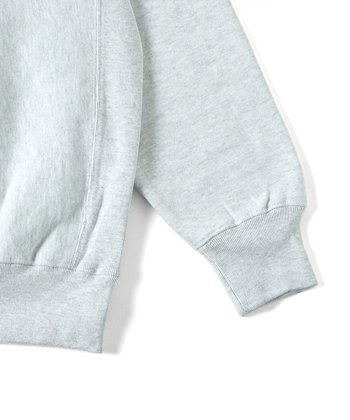 MFC STORE（エムエフシーストア）の「MFC STORE “M” GEOMETRY CREWNECK（スウェット・メンズ・ブラック/アッシュ/グレー系/ネイビー/ブルー系・S/M/L/XL）」の14枚目の写真