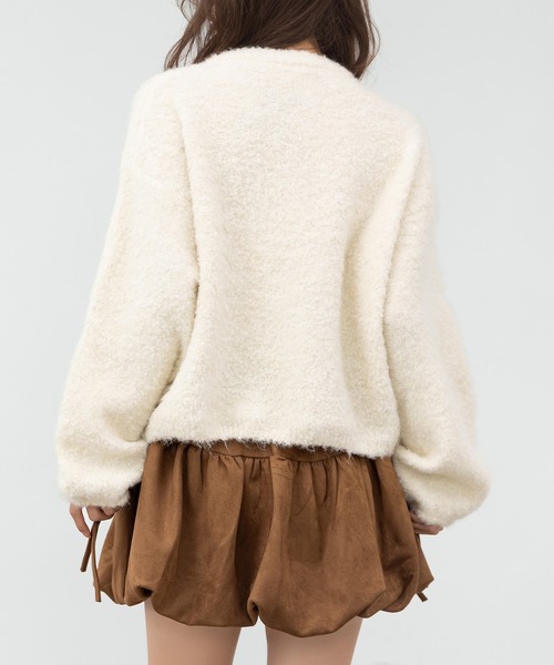 DAY CLOSET（デイ クローゼット）の「【前開き/中厚手】ふわっとあったか甘め仕上げ。長袖クリアボタンブークレニットカーディガン レディース（カーディガン/ボレロ・レディース・アイボリー・FREE）」の15枚目の写真