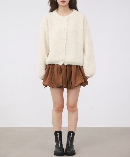 DAY CLOSET（デイ クローゼット）の「【前開き/中厚手】ふわっとあったか甘め仕上げ。長袖クリアボタンブークレニットカーディガン レディース（カーディガン/ボレロ・レディース・アイボリー・FREE）」の10枚目の写真