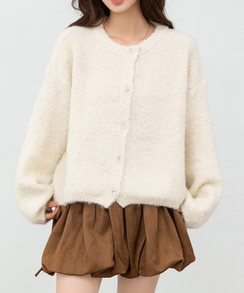 DAY CLOSET（デイ クローゼット）の「【前開き/中厚手】ふわっとあったか甘め仕上げ。長袖クリアボタンブークレニットカーディガン レディース（カーディガン/ボレロ・レディース・アイボリー・FREE）」の22枚目の写真