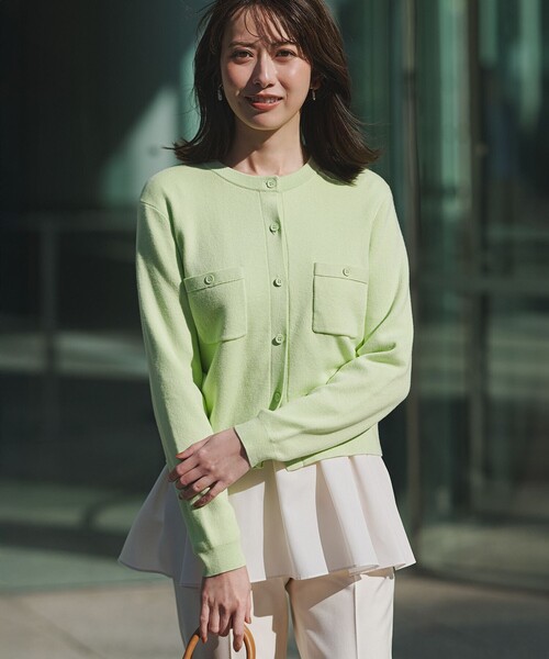 23区（ニジュウサンク）の「コットンカシミヤ ポケット カーディガン（カーディガン/ボレロ・レディース・ネイビー系/ライトグリーン系/アイボリー系/スカイブルー系/ライトイエロー系/レッド系・40/38）」の2枚目の写真