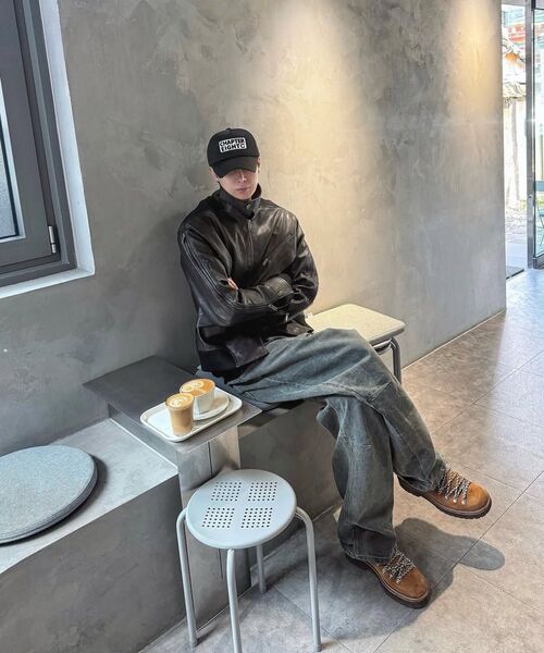 DUSTYWHITE(ダスティーホワイト)の「GREY DIRTY WASHED OXFORD WIDE TUCK PANTS(その他パンツ・メンズ・その他・LARGE/SMALL/MEDIUM)」の4枚目の写真