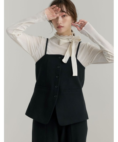 Re:EDIT（リエディ）の「[洗濯機で洗える]圧縮ウールライクフロントボタンキャミソールビスチェ（キャミソール・レディース・ブラック/チャコールグレー/ブラウン・MEDIUM/LARGE）」の3枚目の写真