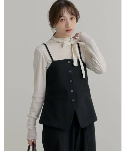 Re:EDIT（リエディ）の「[洗濯機で洗える]圧縮ウールライクフロントボタンキャミソールビスチェ（キャミソール・レディース・ブラック/チャコールグレー/ブラウン・MEDIUM/LARGE）」の7枚目の写真