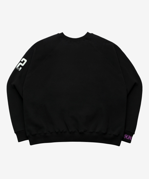 GOLDEN SNSHINE（ゴールデン サンシャイン）の「Golden raglan sweatshirts_Ebony black（スウェット・メンズ・その他・MEDIUM/LARGE）」の4枚目の写真